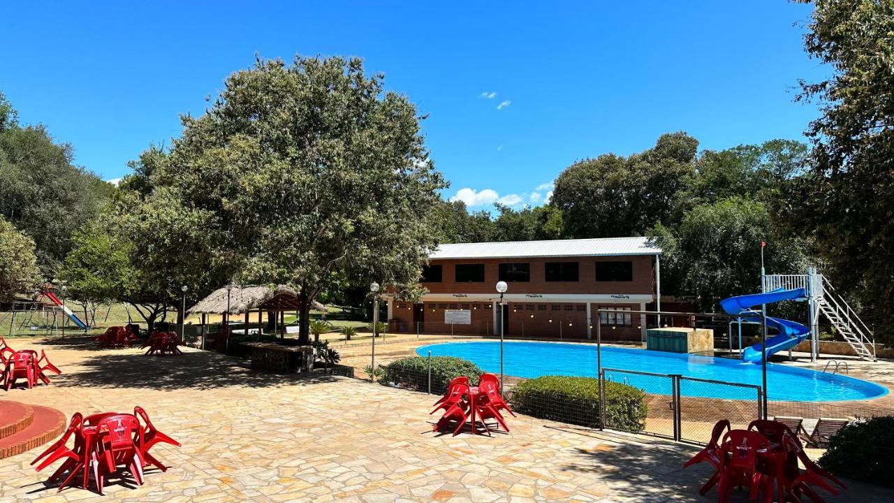 Parque Hotel Manantial Hohenau Exteriör bild