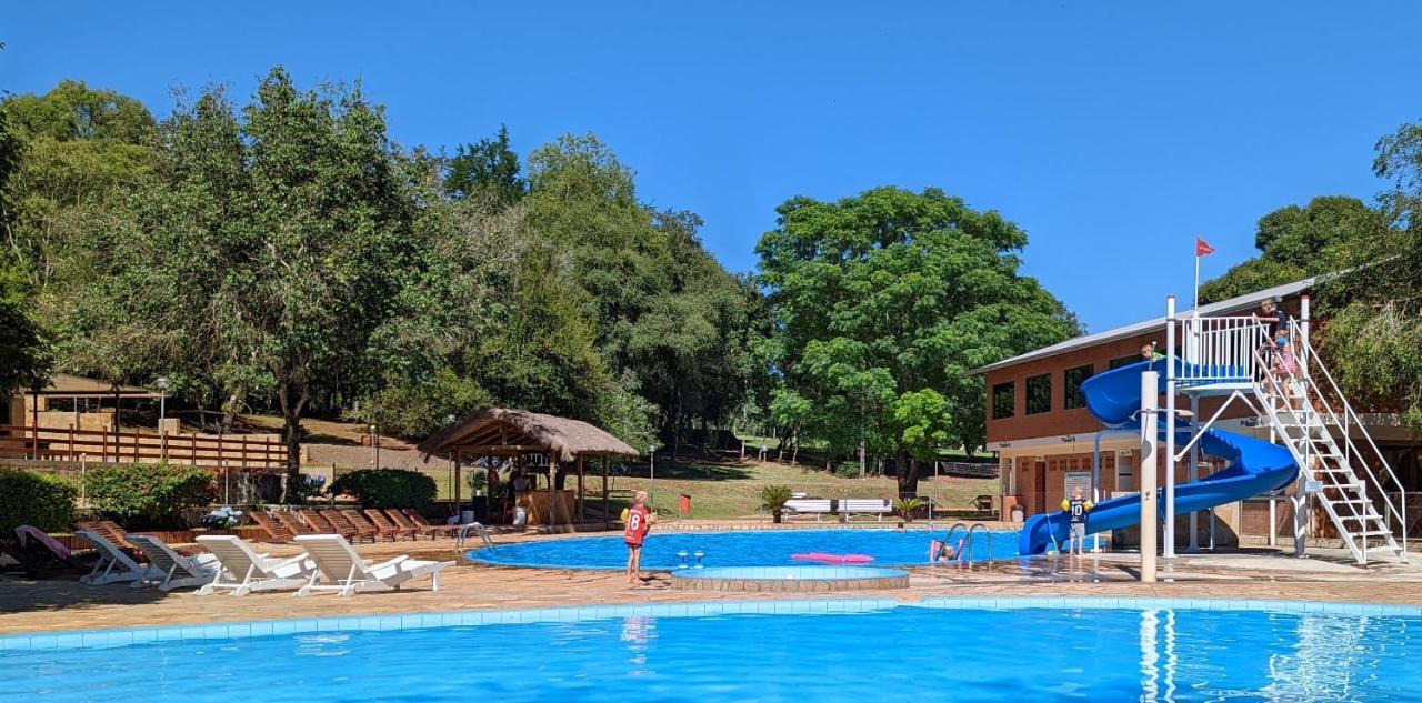 Parque Hotel Manantial Hohenau Exteriör bild