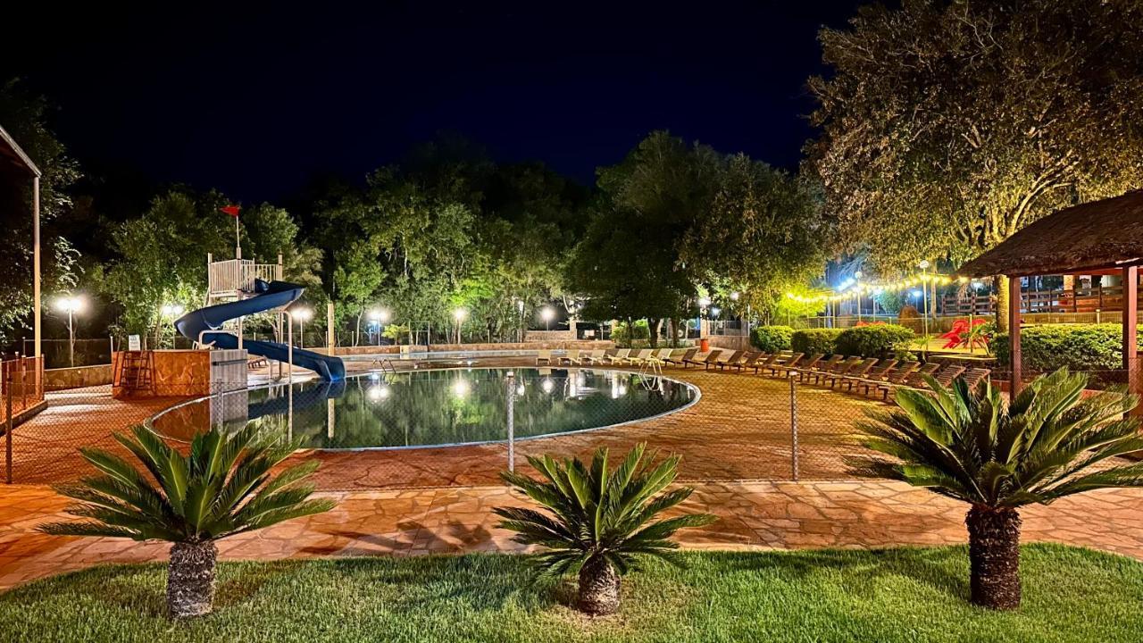 Parque Hotel Manantial Hohenau Exteriör bild