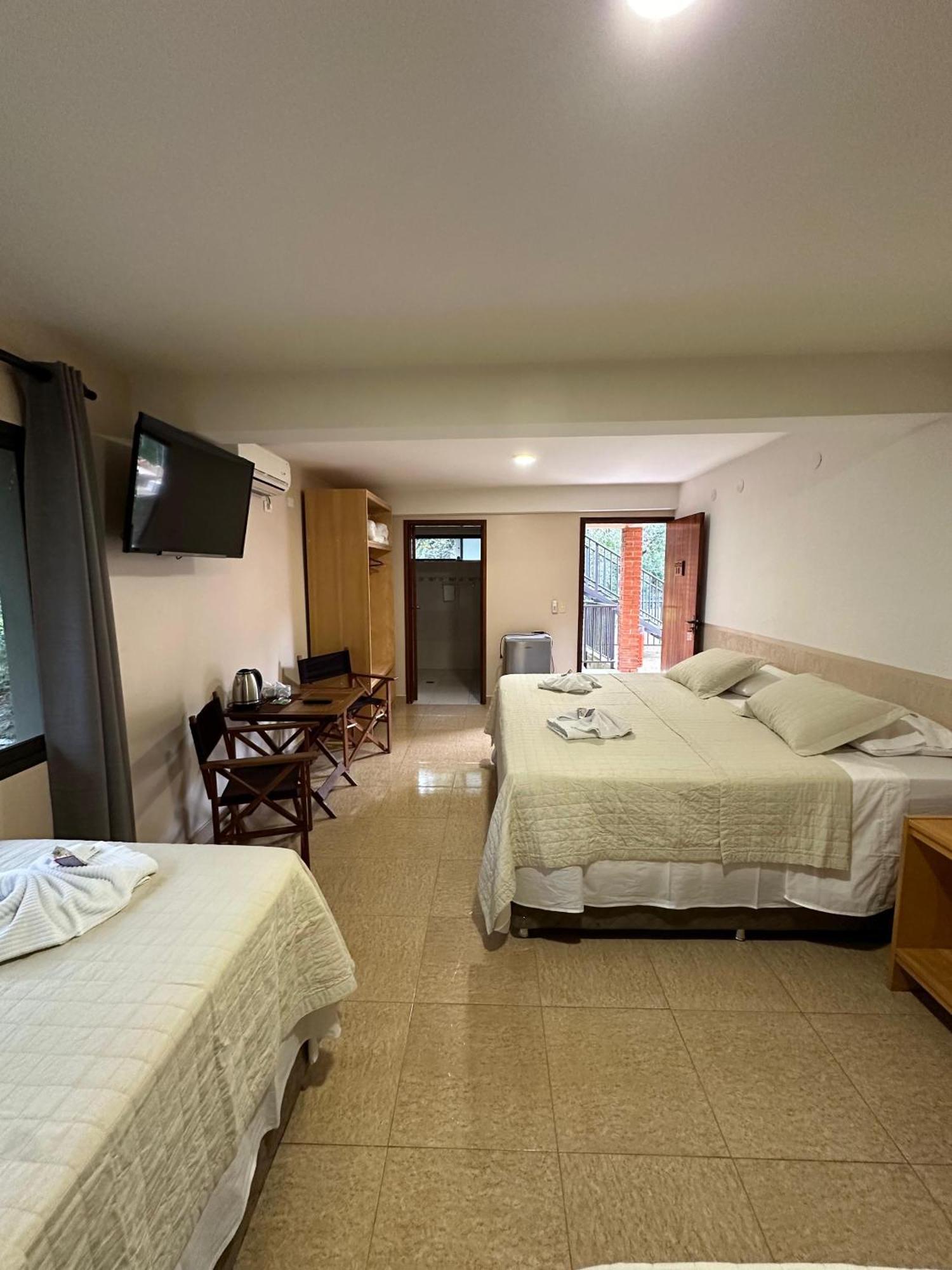 Parque Hotel Manantial Hohenau Exteriör bild